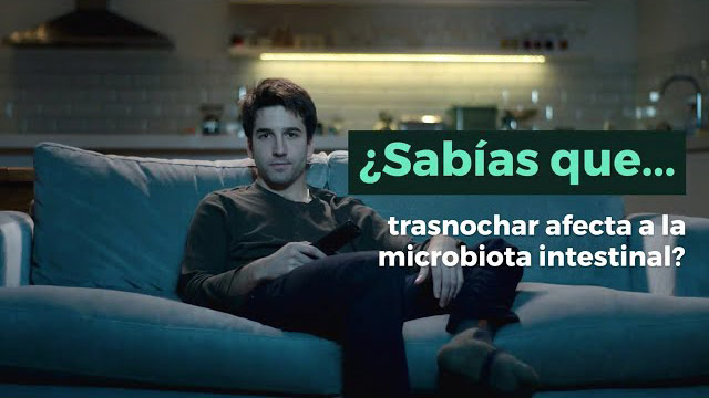 ¿Sabías que... trasnochar afecta a la microbiota intestinal?