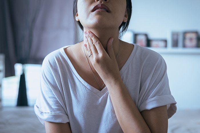 Dolor de garganta al tragar | Causas y remedios que alivian: dolores de garganta - HeelEspaña