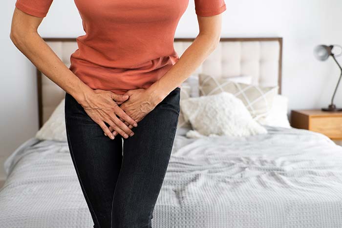 Menopausia y el riesgo de aparición de cistitis: dolor cistitis - HeelEspaña