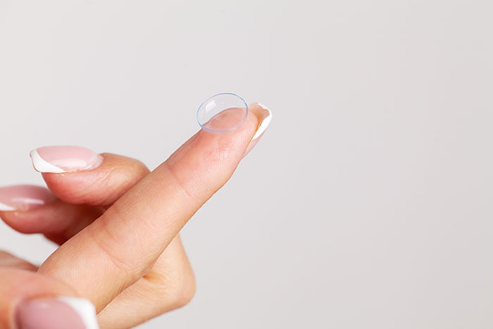Cómo evitar las molestias causadas por lentillas: lentes contacto - HeelEspaña