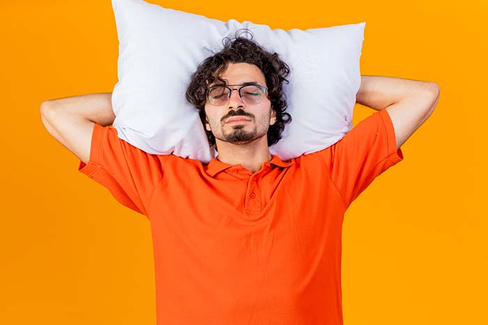 ¿Qué es la narcolepsia y cómo se puede vivir con ella?: quedarse dormido - HeelEspaña