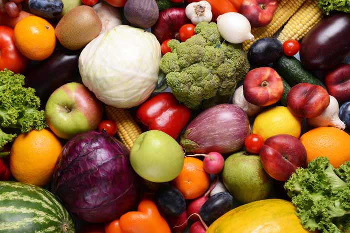 El estreñimiento y su relación con la salud intestinal: frutas verduras - HeelEspaña